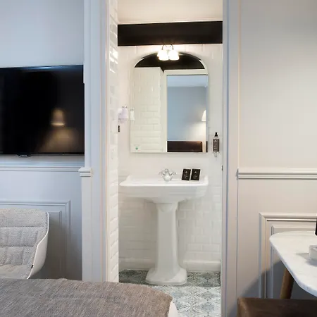 Madeleine Haussmann 3*