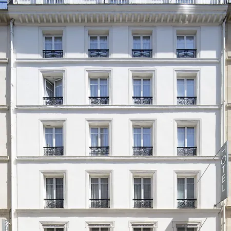 Madeleine Haussmann 3*