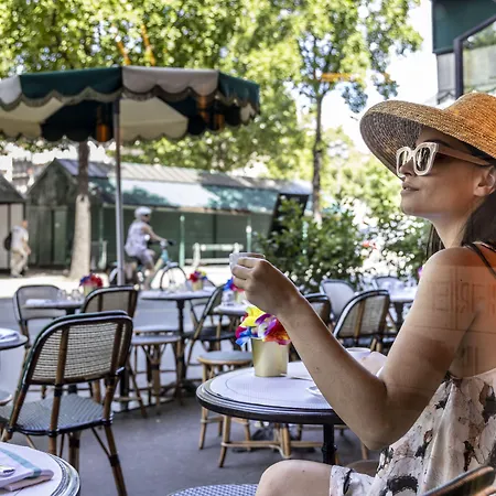 Hotel Madeleine Haussmann Paris