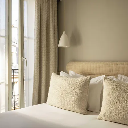 Madeleine Haussmann Hotel Paris