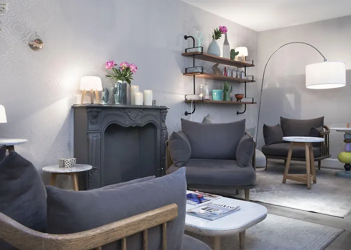 Madeleine Haussmann פריז