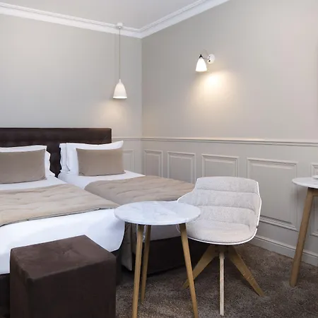 Madeleine Haussmann Paris