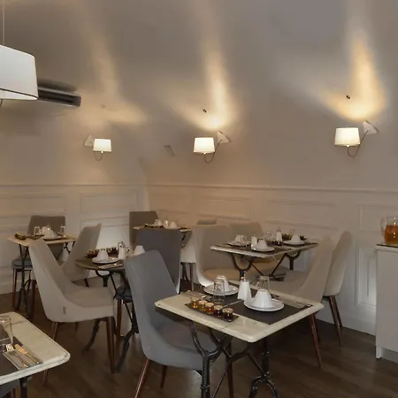 Madeleine Haussmann Hotel 3*